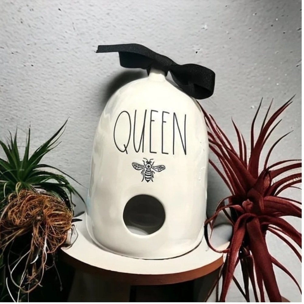 Rae Dunn Queen Bee Birdhouse Off White